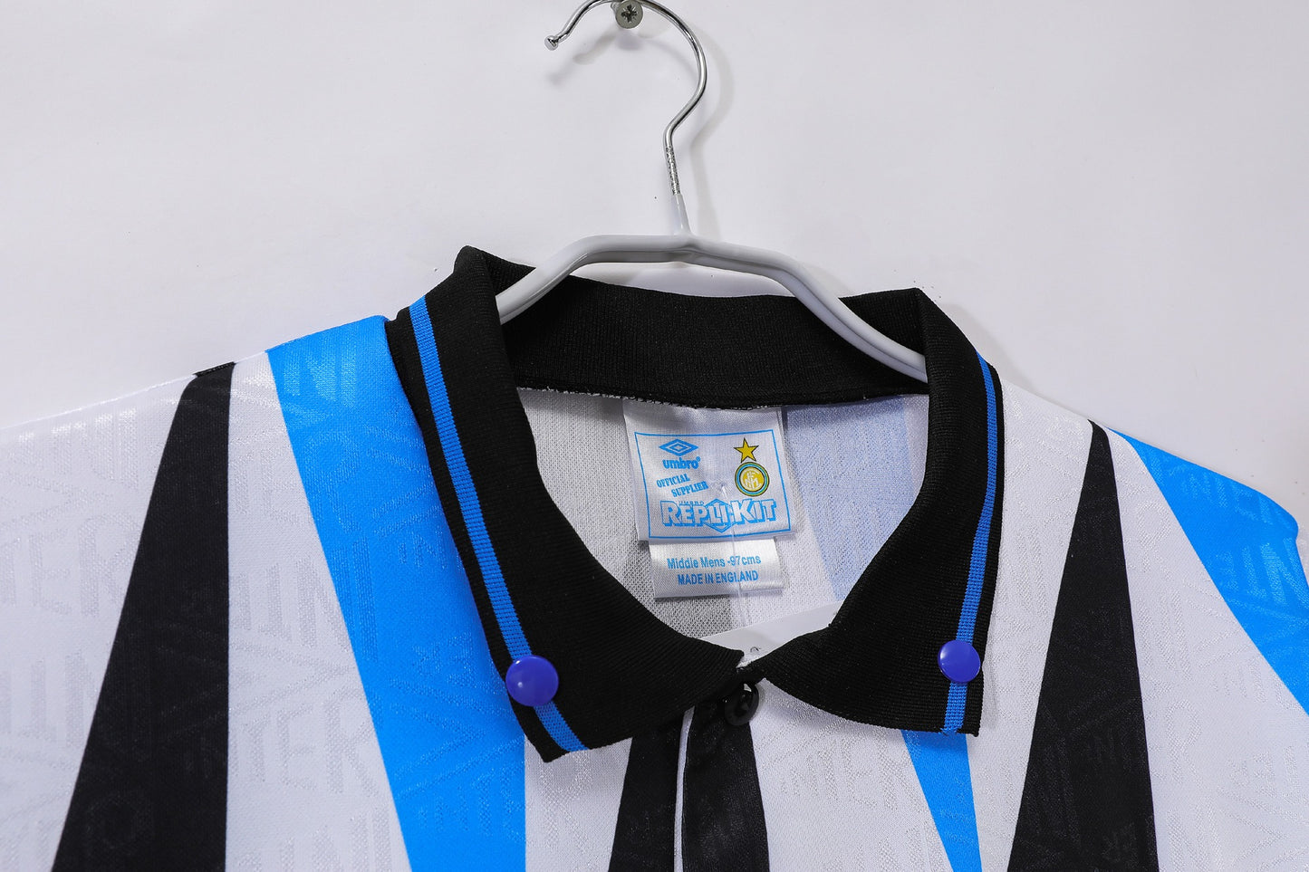 Inter Milan 1992-1993 Away White Retro Football Shirt