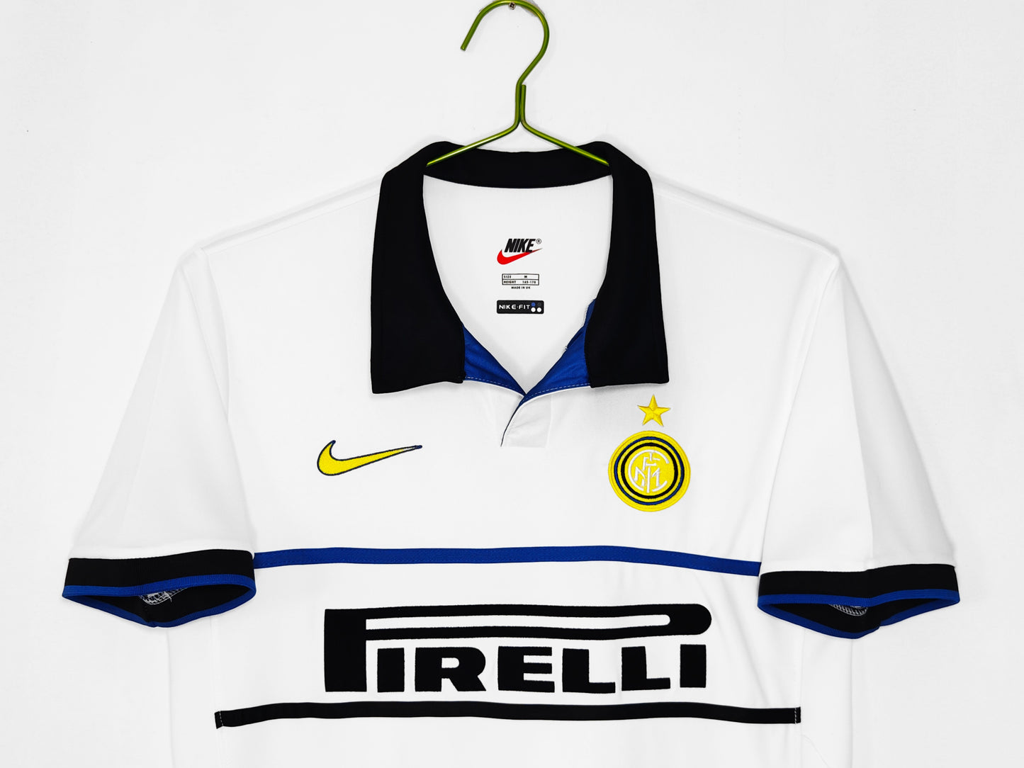 Camiseta blanca de visitante del Inter de Milán 1998-1999