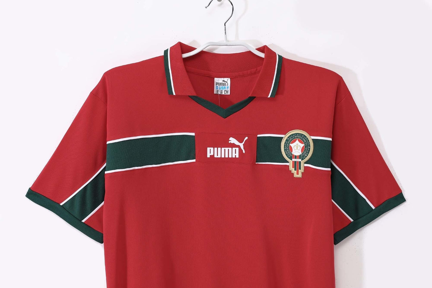 Camiseta de fútbol retro roja de Marruecos 1998
