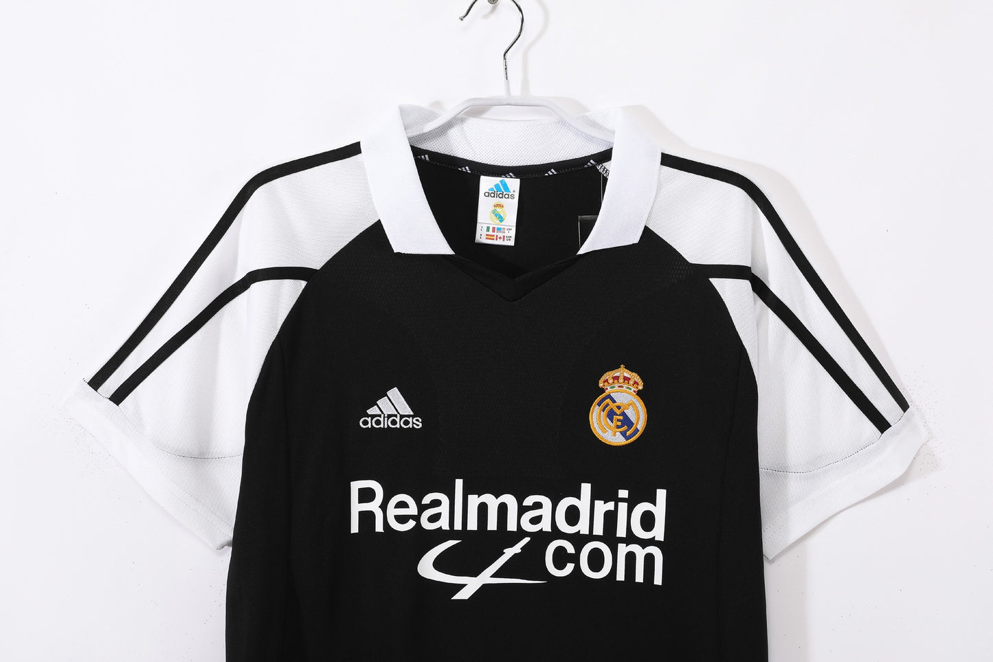 Maillot de foot rétro extérieur Real Madrid 2001-2002