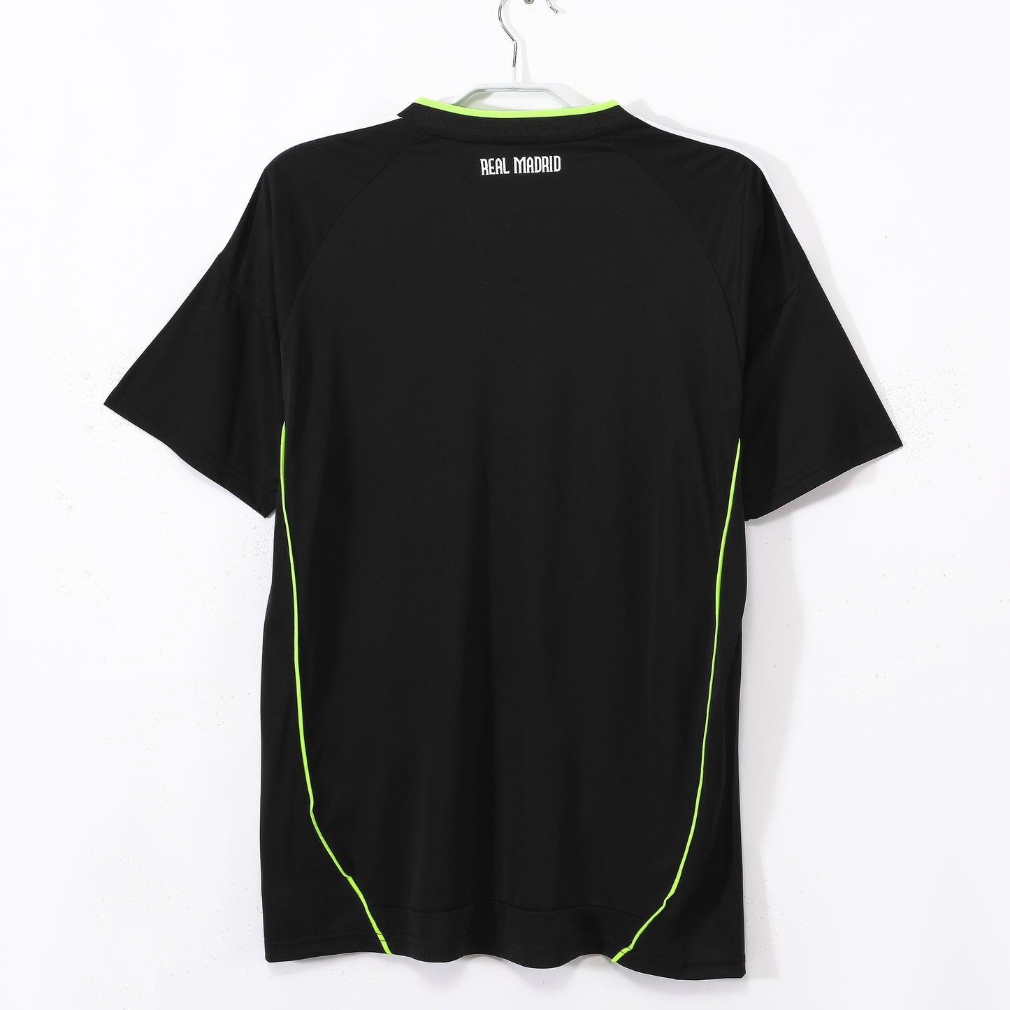 Camiseta de fútbol retro del Real Madrid 2010-2011 visitante