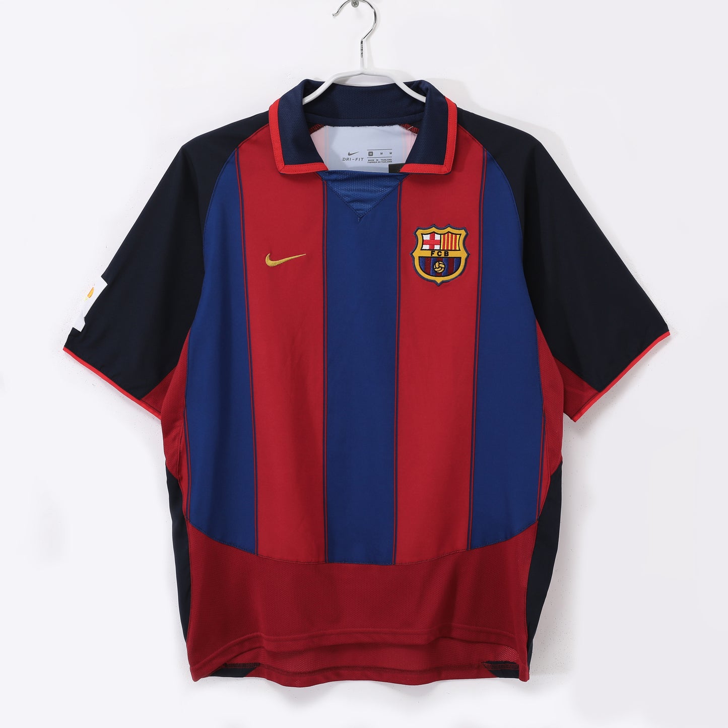 Barcelona 2003-2004 Home Retro Football Shirt