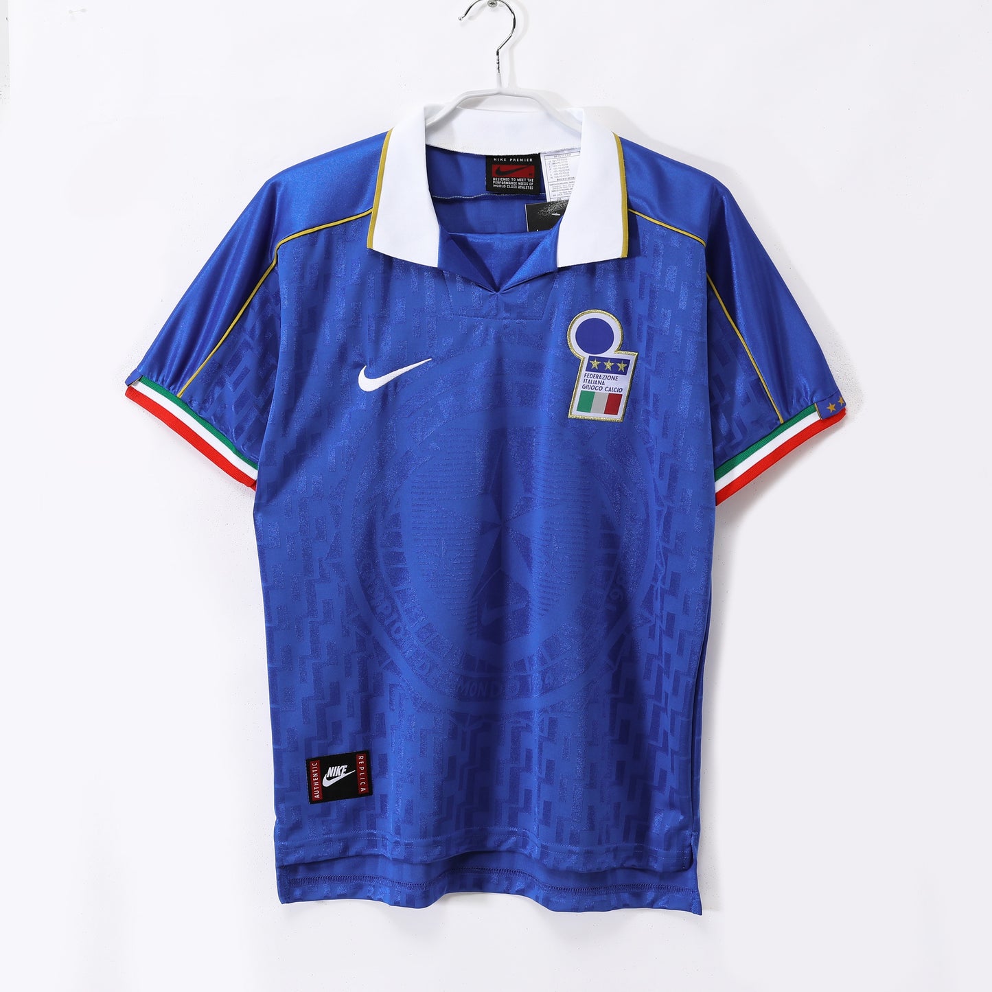 Camiseta de fútbol retro local Italia 1995