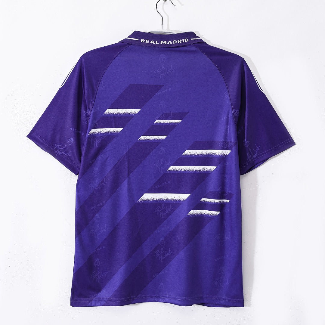 Camiseta de fútbol retro del Real Madrid 1994-1996 visitante