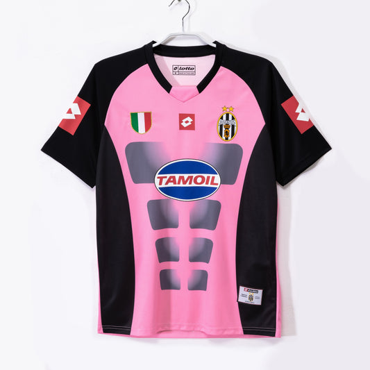 Camiseta de fútbol retro de visitante de la Juventus 2002-2003