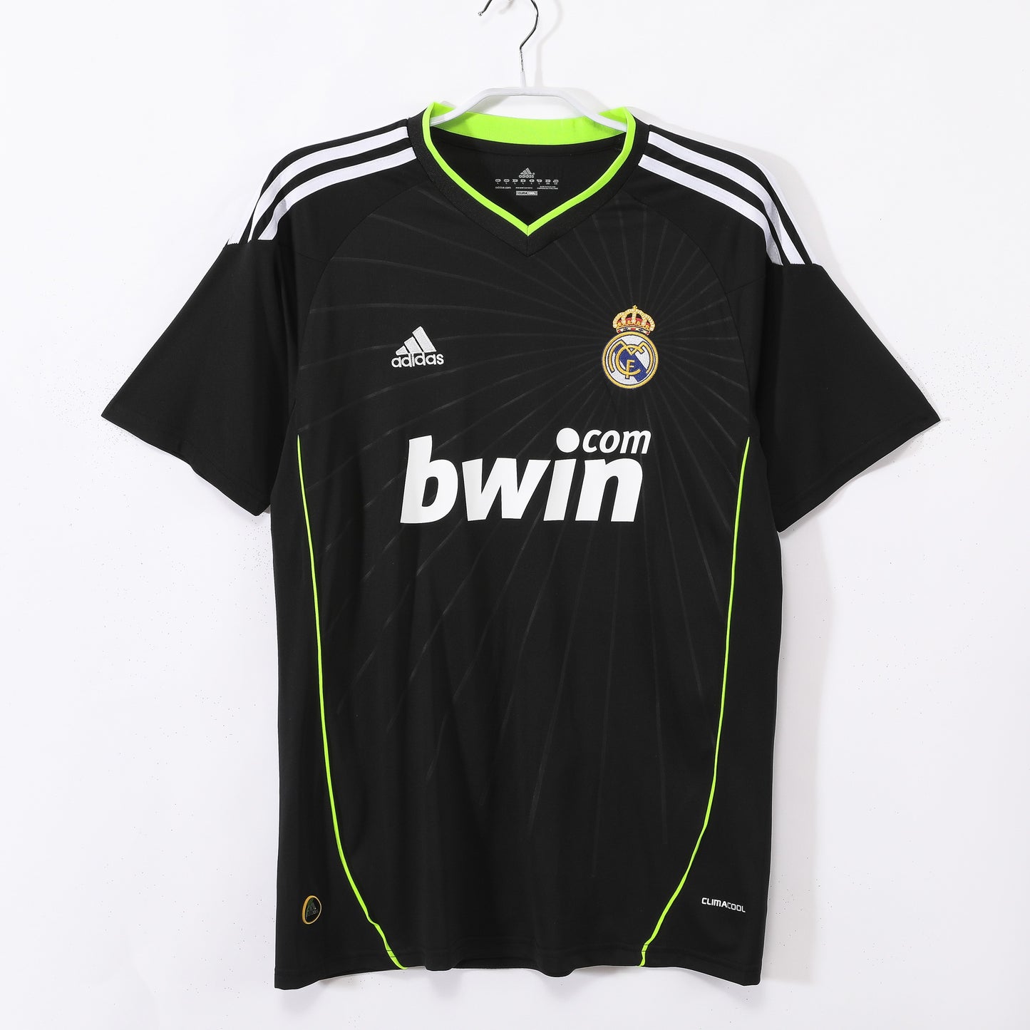 Camiseta de fútbol retro del Real Madrid 2010-2011 visitante