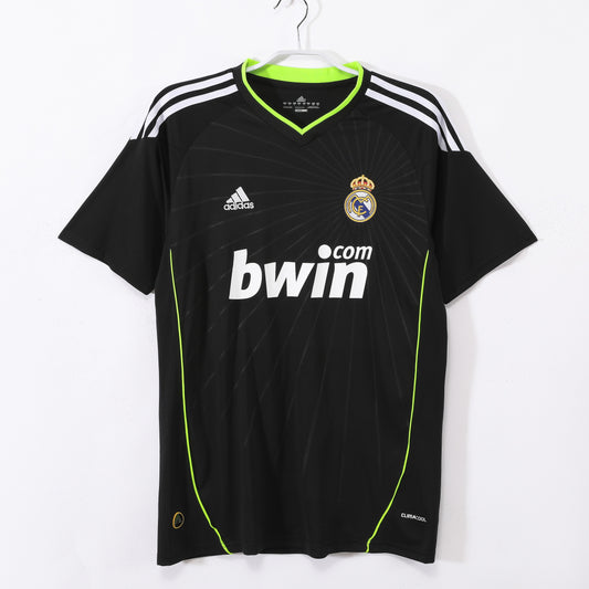 Camiseta de fútbol retro del Real Madrid 2010-2011 visitante
