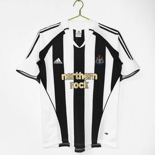 Camiseta de local del Newcastle United 2005-2006