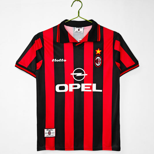 Camiseta de local del AC Milan 1997-1998