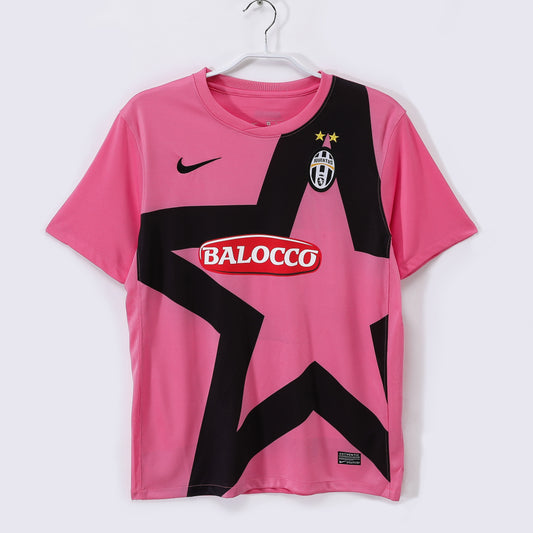 Camiseta Rosa de Visitante de la Juventus 2011-2012