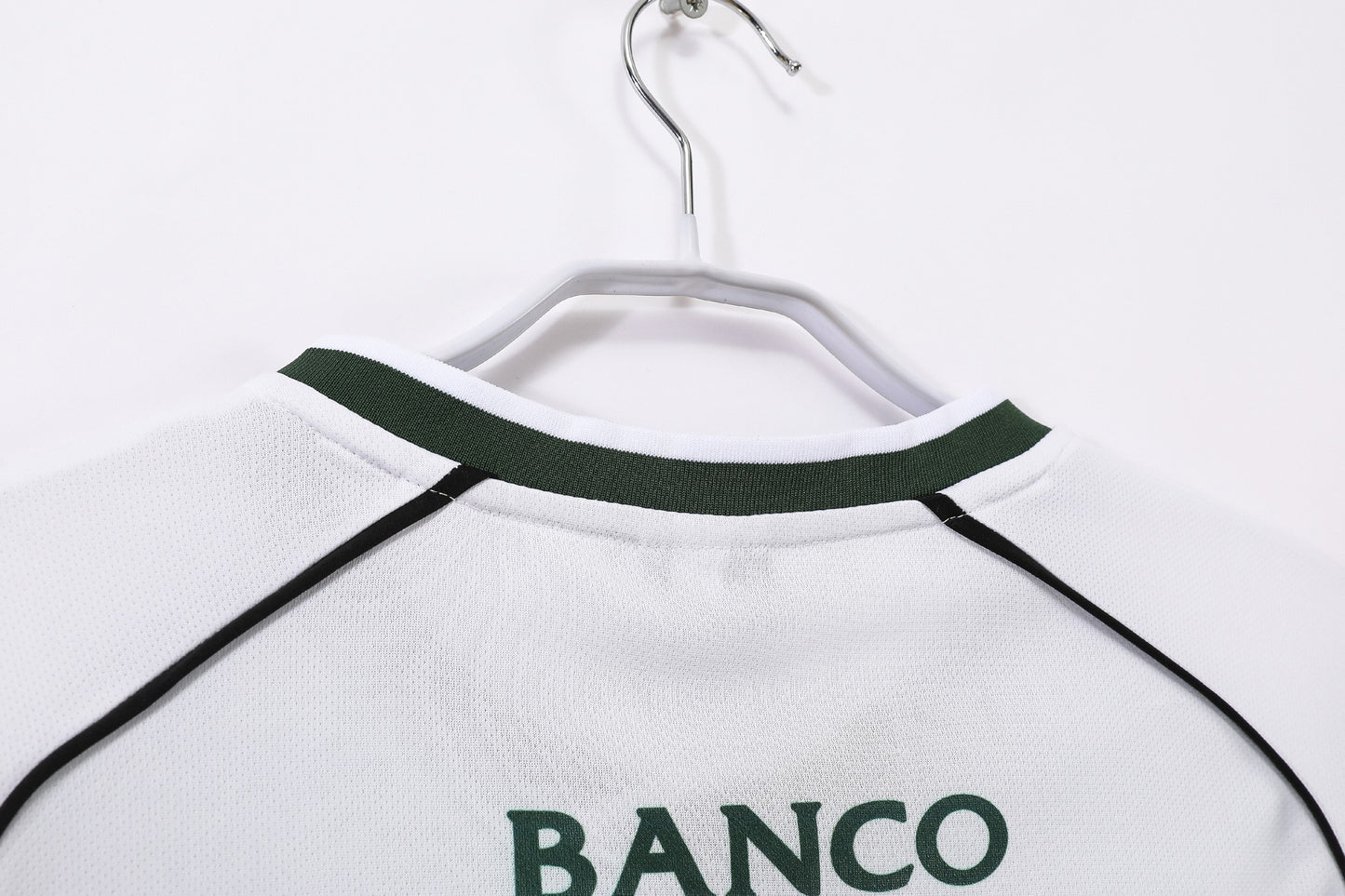 Sporting Lisbon 2001-2003 Home Long Sleeve Retro Football Shirt