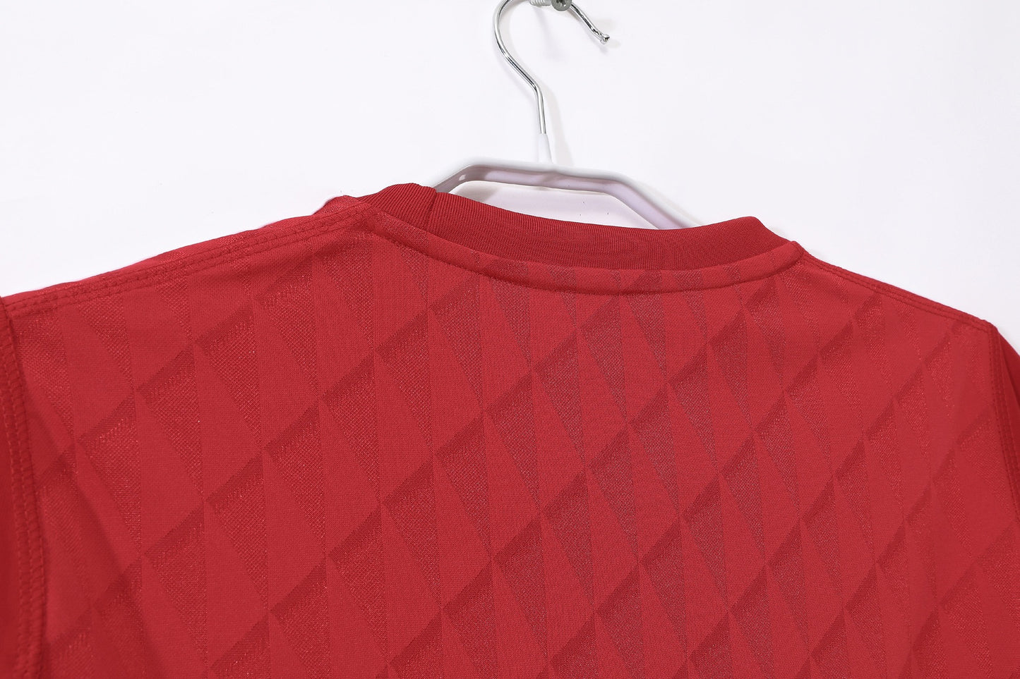 Maillot de foot rétro domicile Liverpool 2010-2011