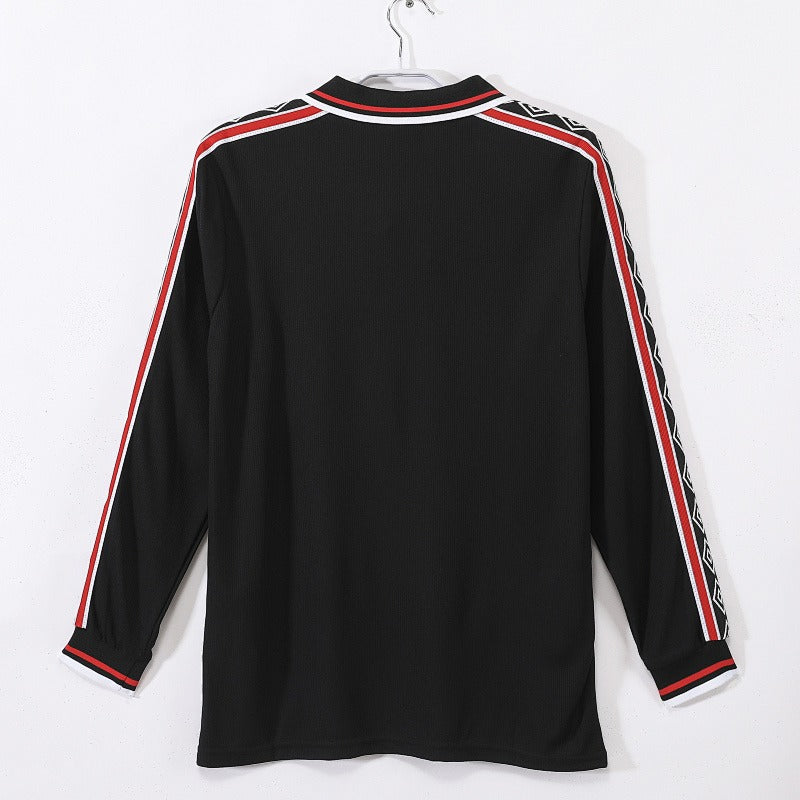 Maillot de football rétro Manchester United 1998-1999 extérieur noir manches longues