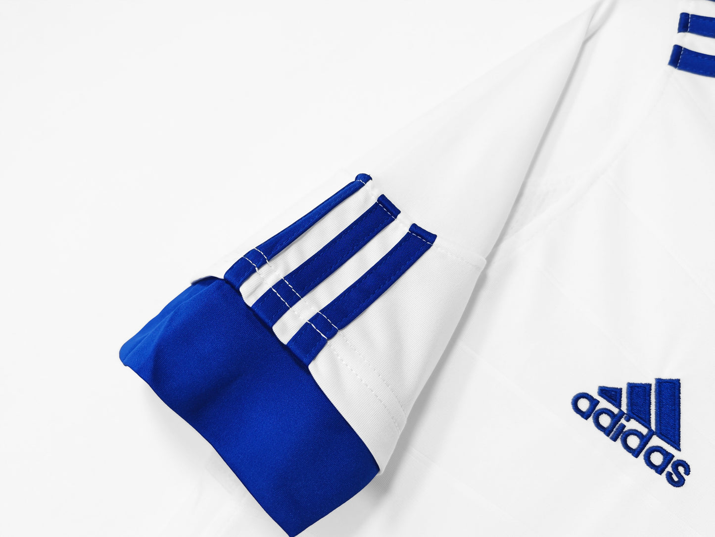 Camiseta del Real Madrid 2010-2011 de local
