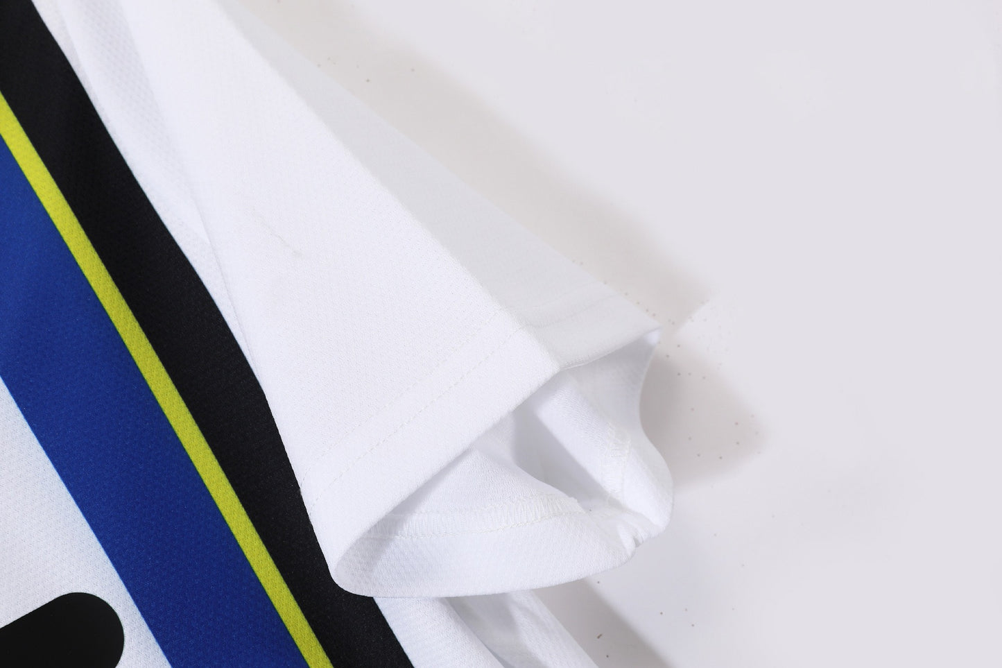 Camiseta de fútbol retro del Inter de Milán 1997-1998 de visitante
