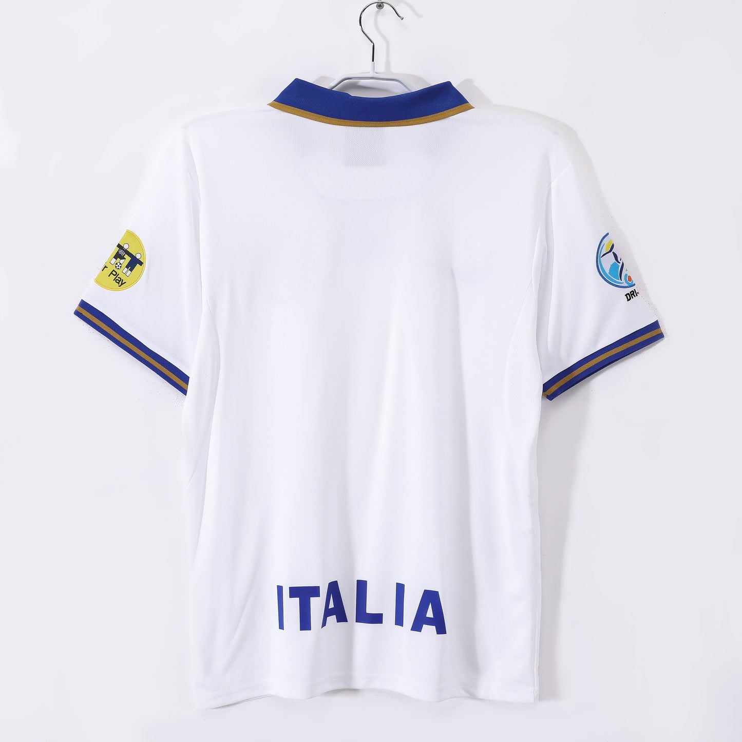 Camiseta de fútbol retro de Italia 1996 (visitante)