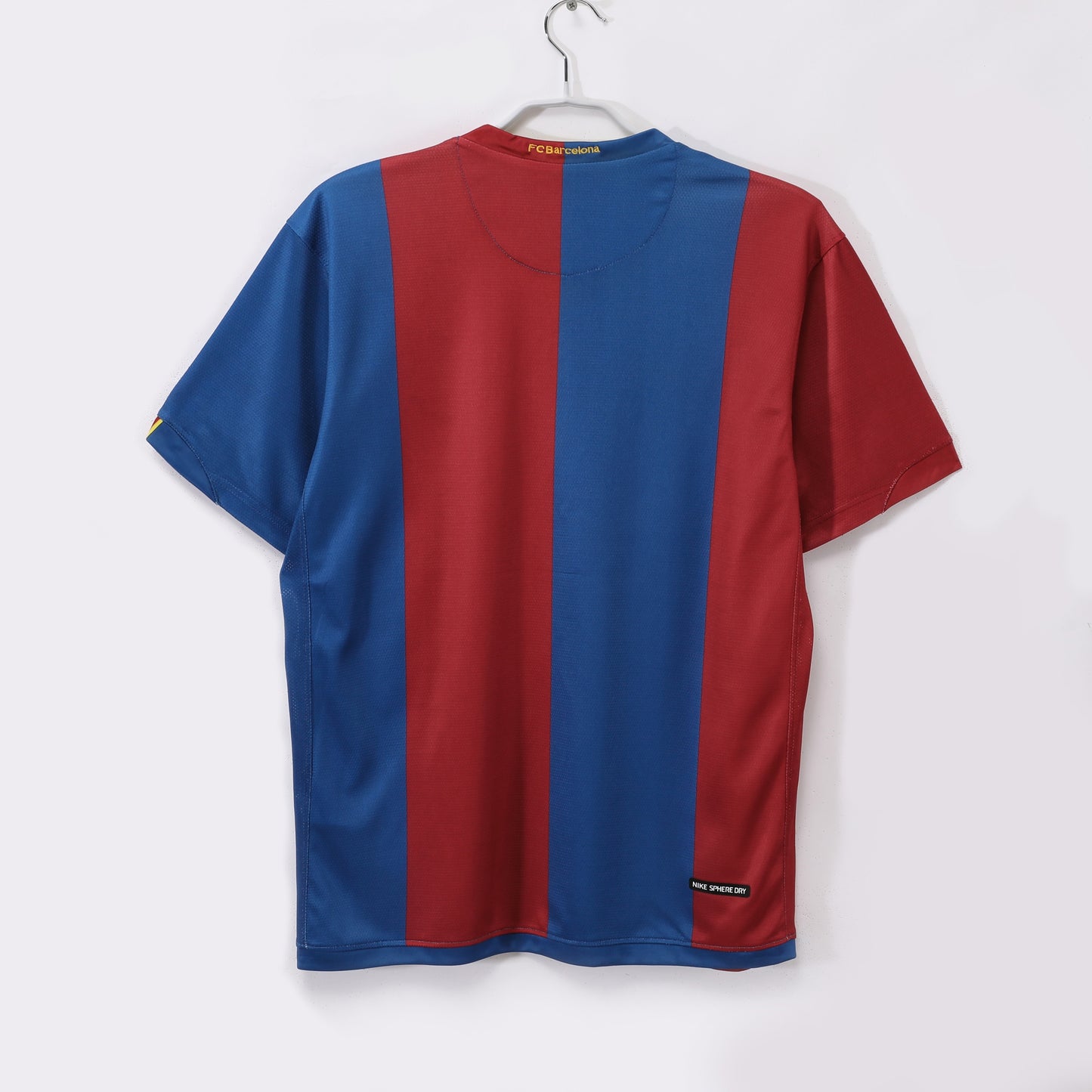 Barcelona 2006-2007 Home Retro Football Shirt