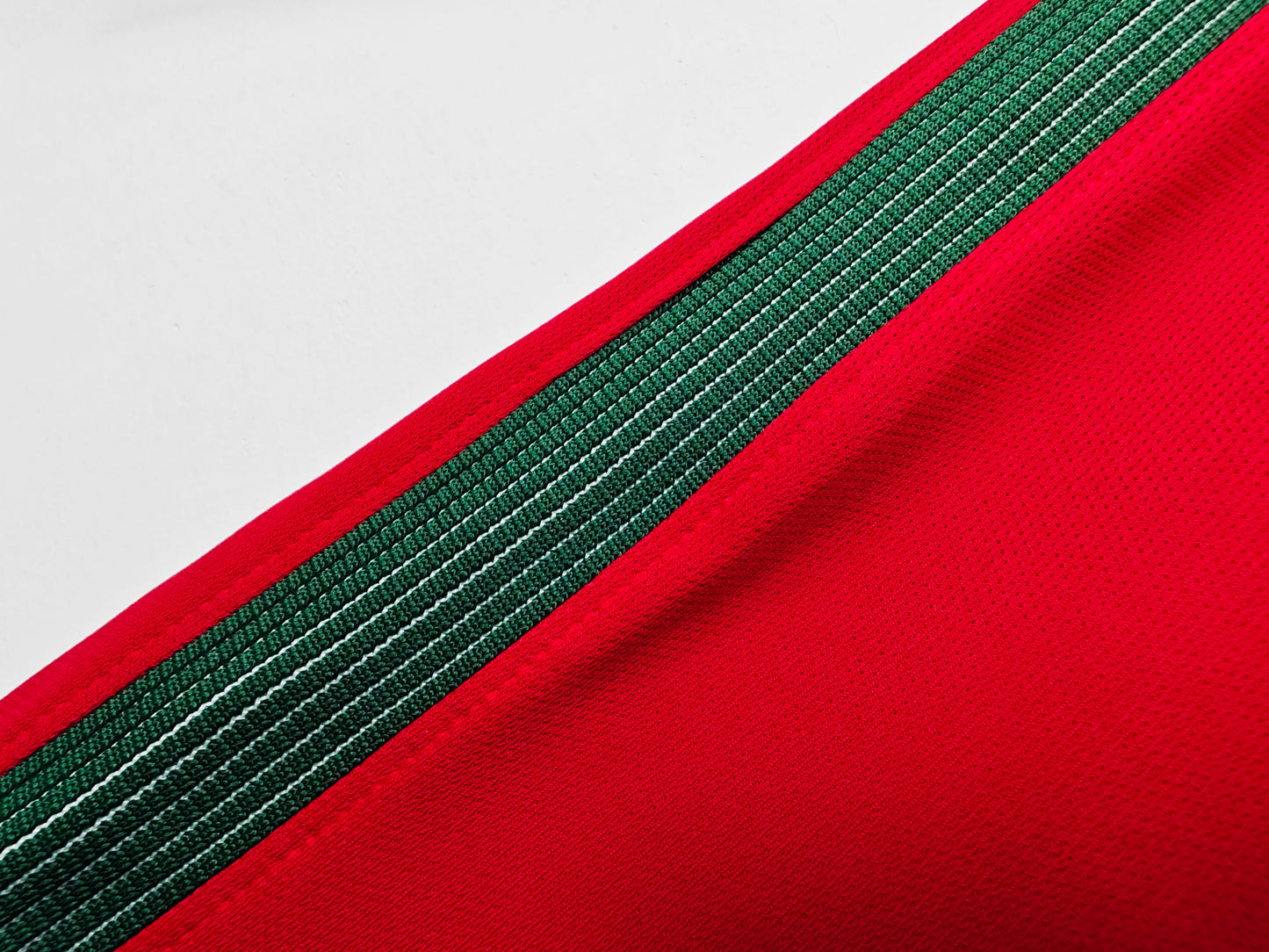 Camiseta de manga larga de Portugal 2016 para el hogar