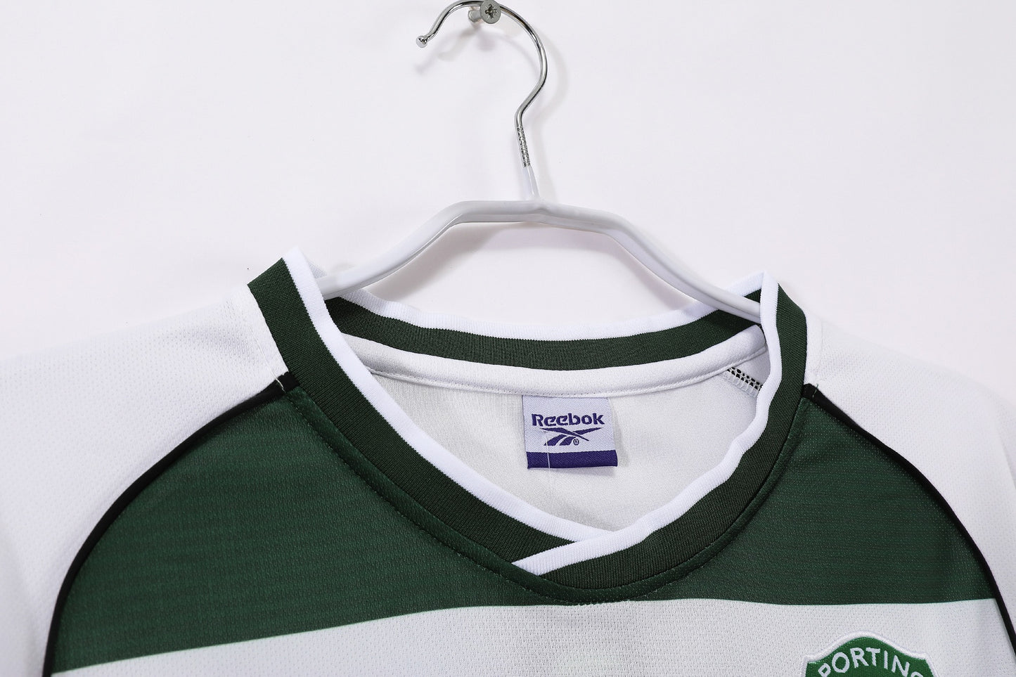 Sporting Lisbon 2001-2003 Home Long Sleeve Retro Football Shirt