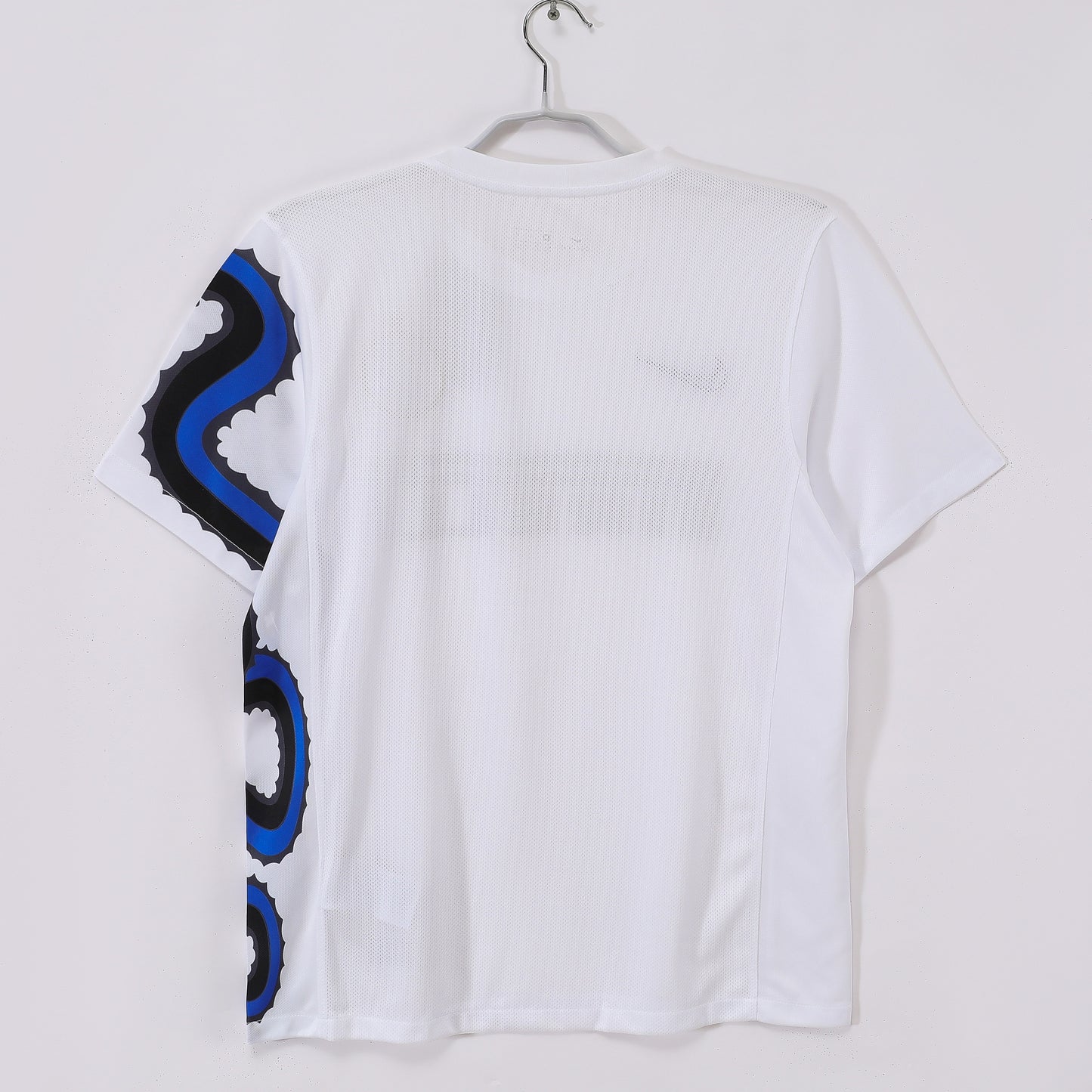 Camiseta blanca de visitante del Inter de Milán 2010-2011