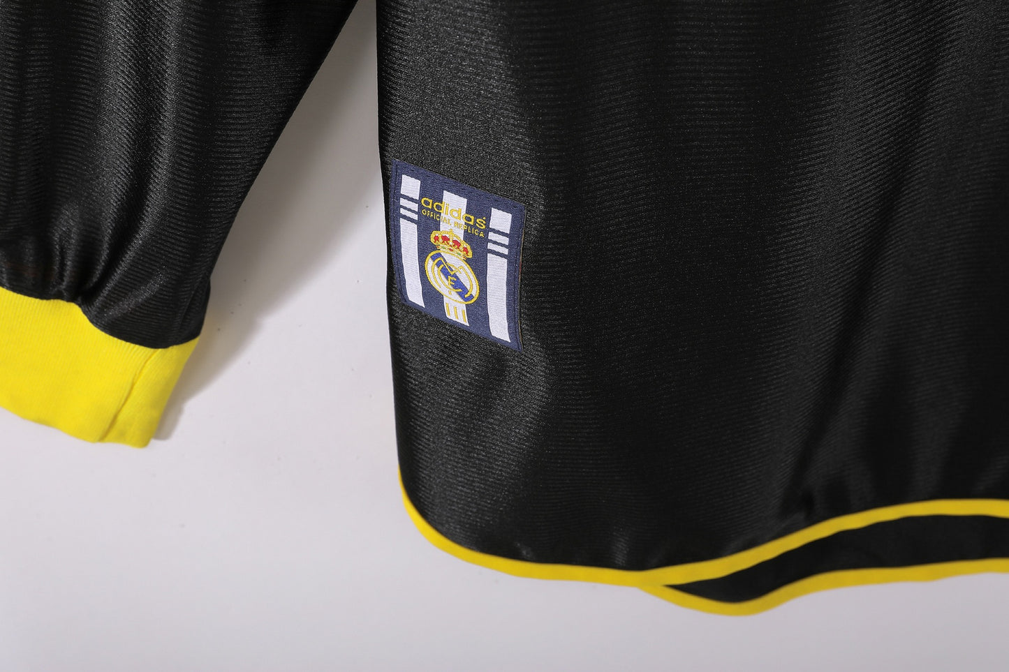 Camiseta de manga larga de visitante del Real Madrid 1999-2001