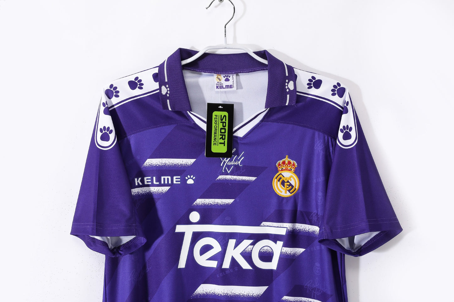 Camiseta de fútbol retro del Real Madrid 1994-1996 visitante