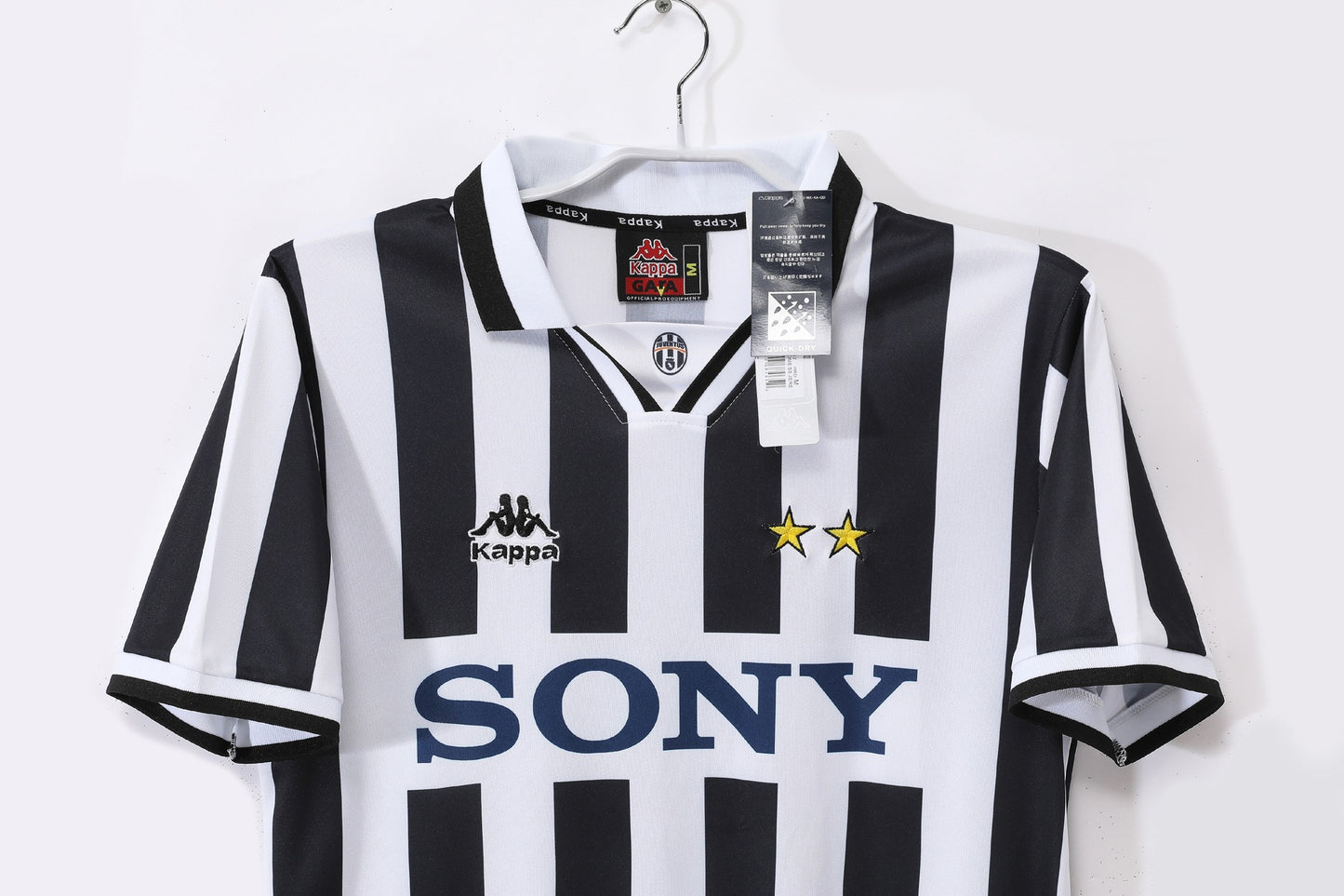 Camiseta de fútbol retro del Juventus 1995-1997 local