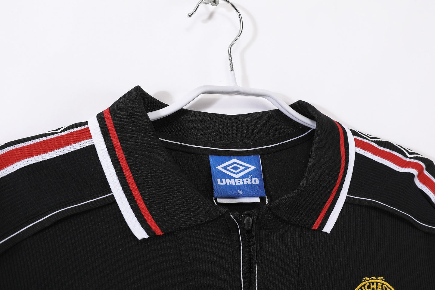Maillot de football rétro Manchester United 1998-1999 extérieur noir manches longues