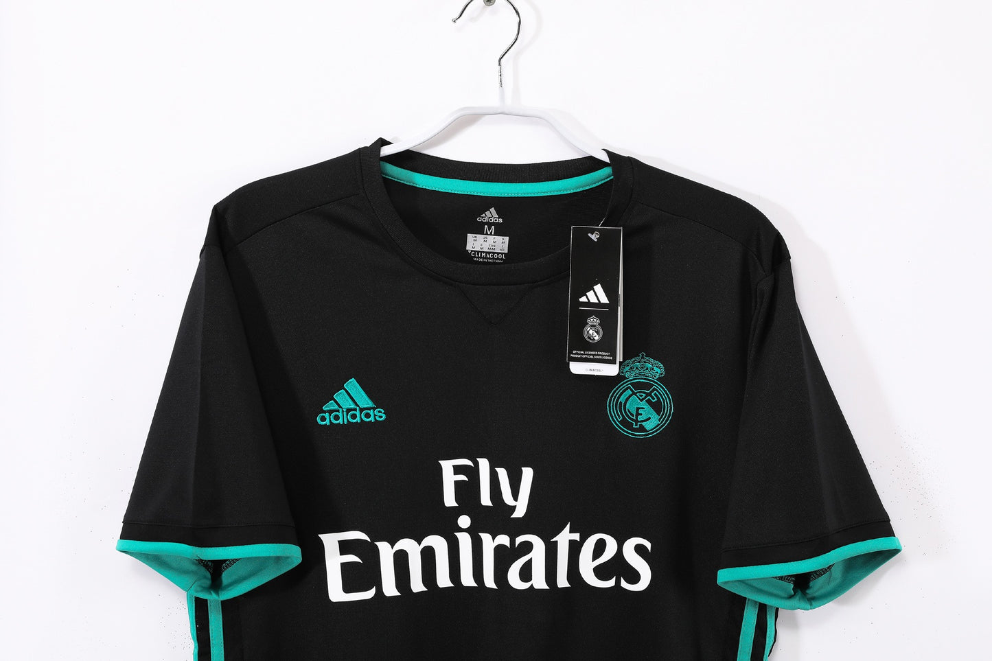 Camiseta de fútbol retro del Real Madrid 2017-2018 para visitante