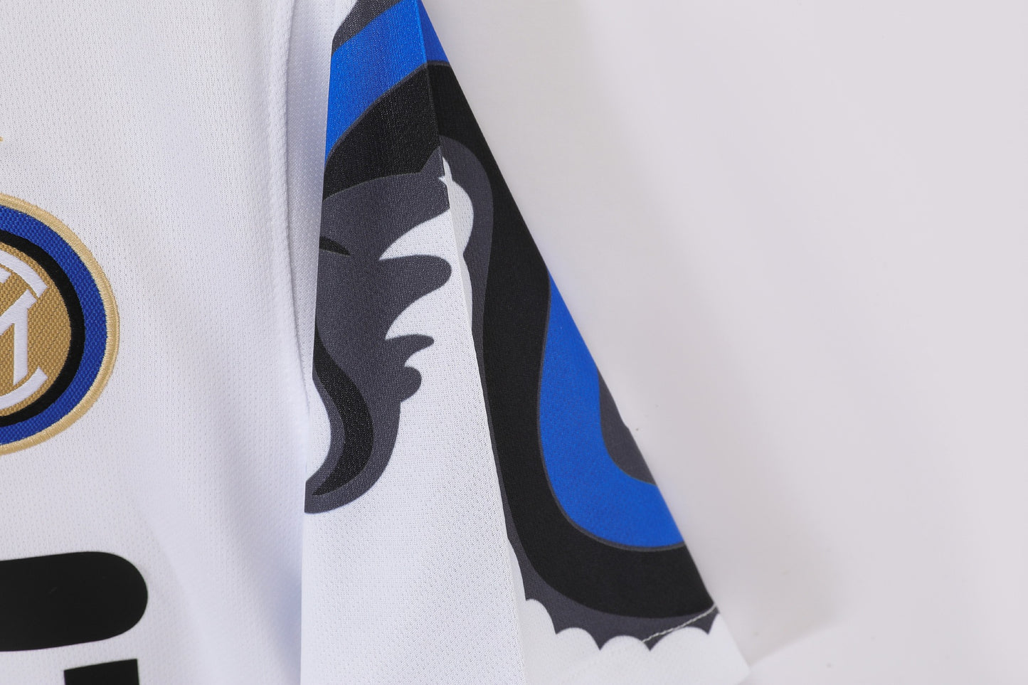 Camiseta blanca de visitante del Inter de Milán 2010-2011