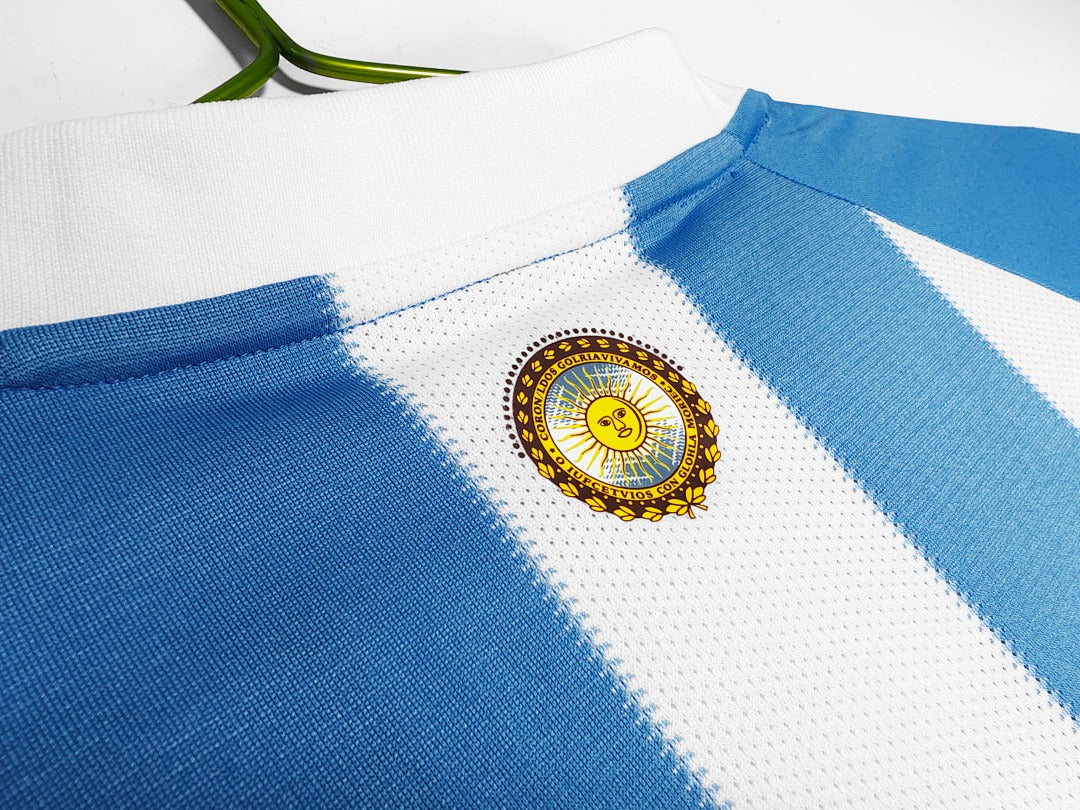 Camiseta de local de Argentina 2010