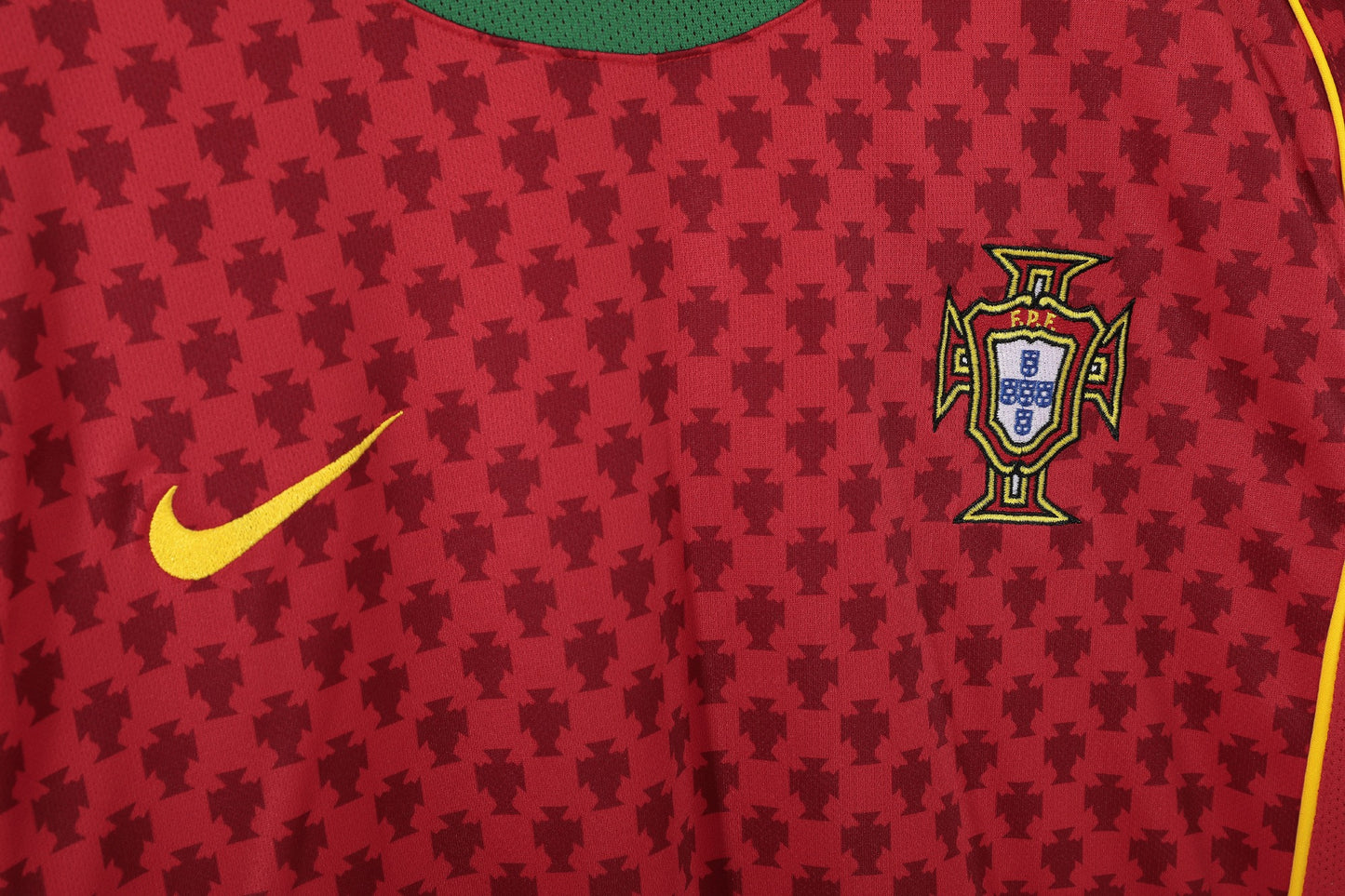 Camiseta de Fútbol Retro Portugal 2004 Local