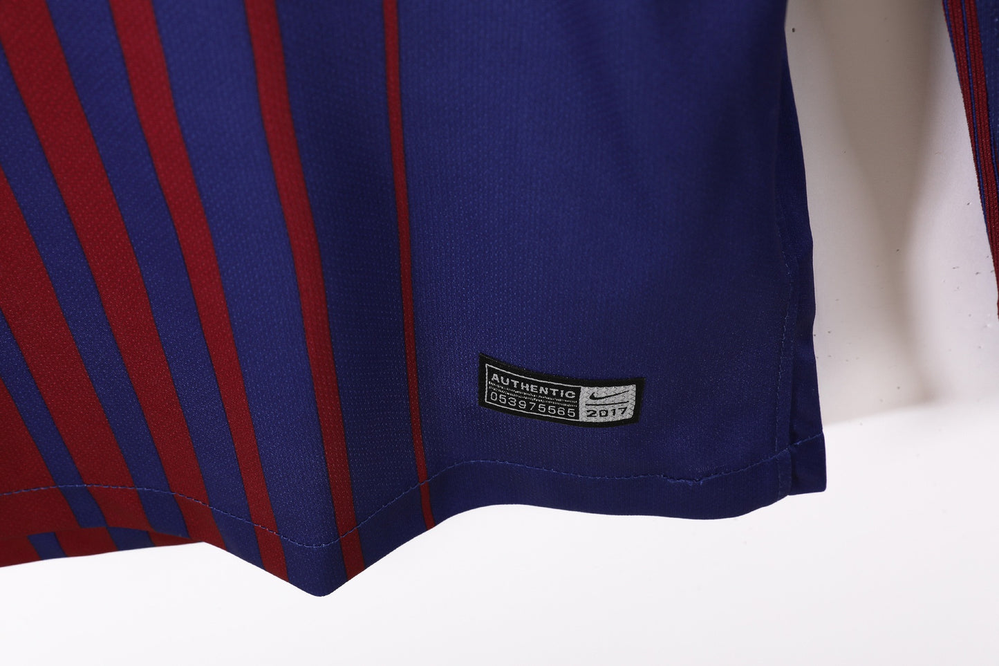 Maillot de Foot Rétro Manches Longues Domicile Barcelone 2017-2018