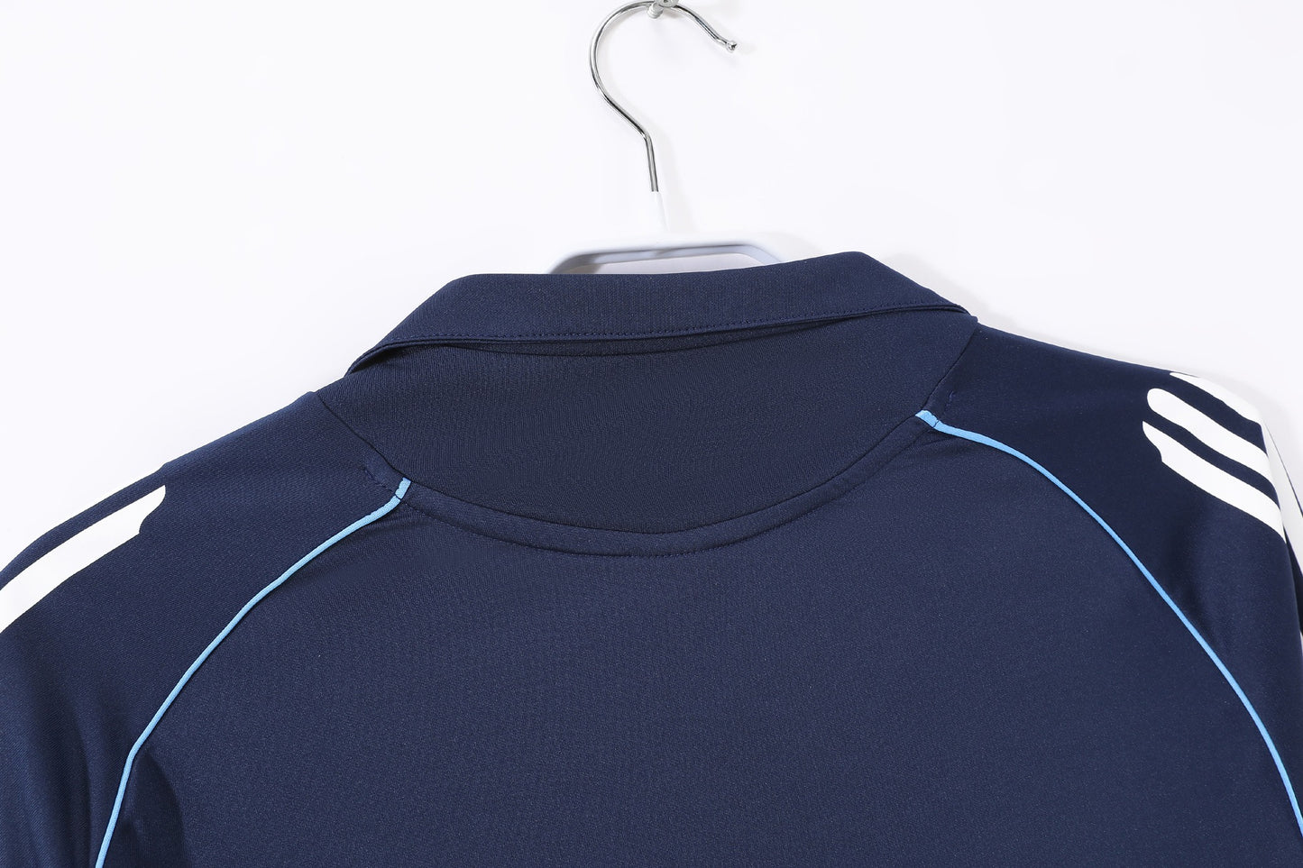 Maillot extérieur bleu à manches longues du Real Madrid 2005-2006