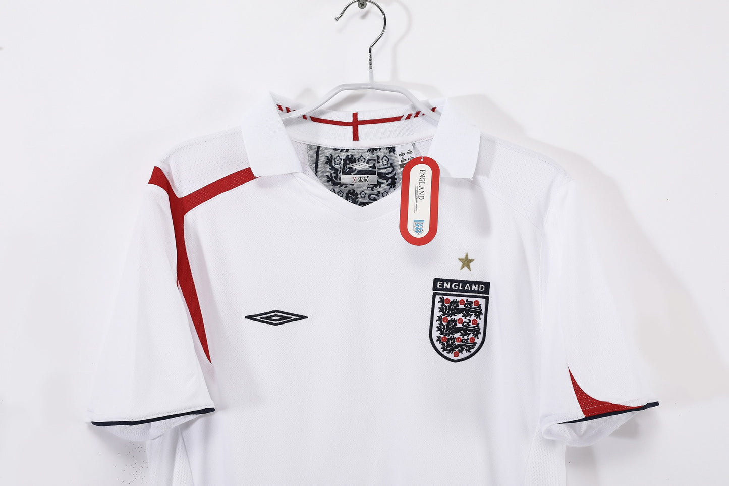 Camiseta de fútbol retro Inglaterra 2006 local