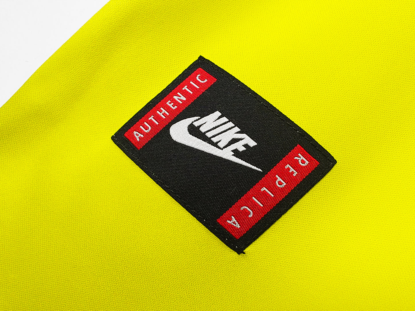 Borussia Dortmund 1995-1996 Home Jersey
