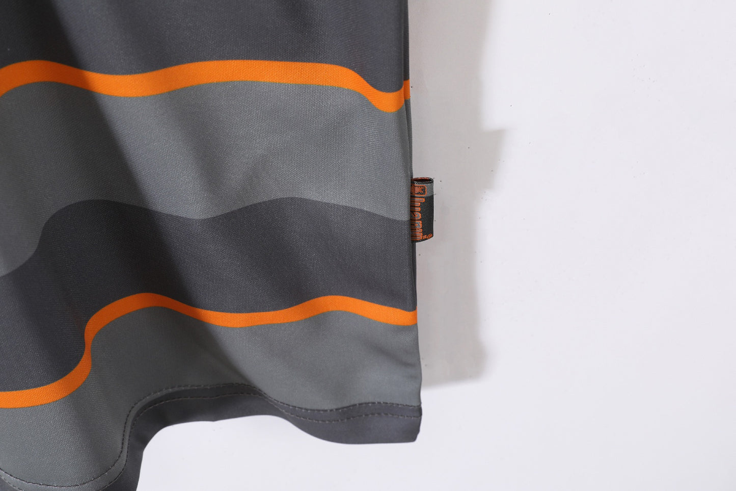 Valencia 1999-2000 Second Away Retro Football Shirt