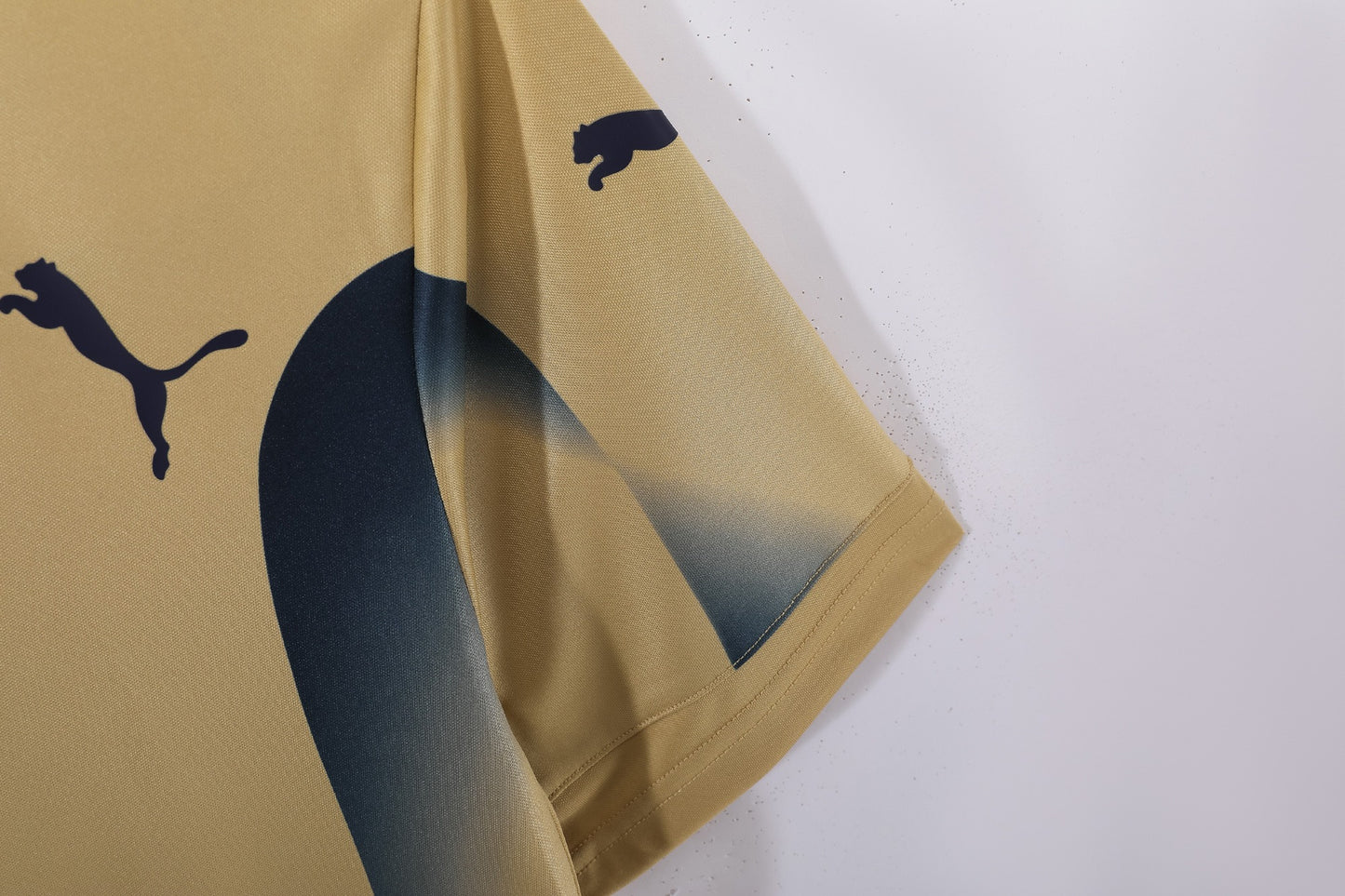 Italy 2006 Goalkeeper Retro Football Shirt