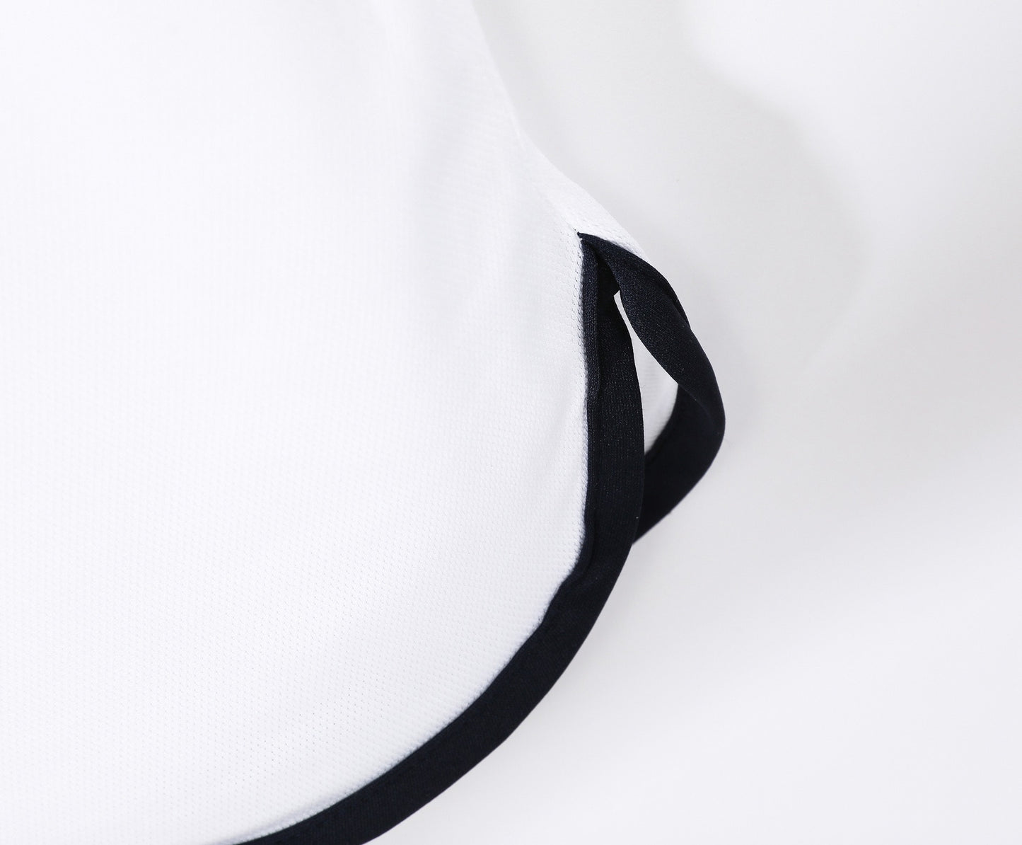 Camiseta de fútbol retro del Real Madrid 2000-2001 local