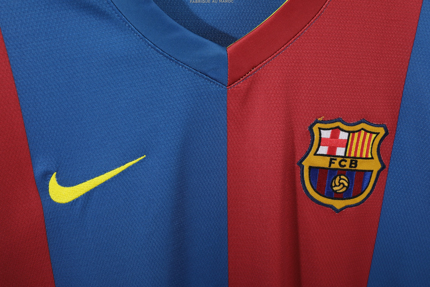 Barcelona 2006-2007 Home Retro Football Shirt
