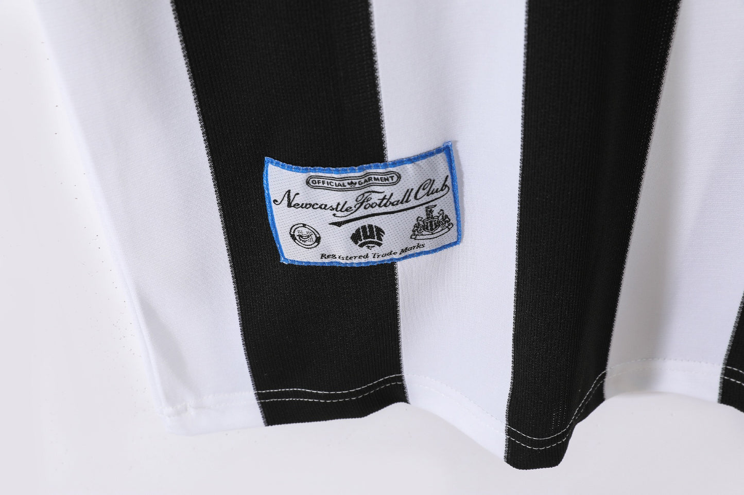 Maillot Rétro Domicile Newcastle United 1995-1997
