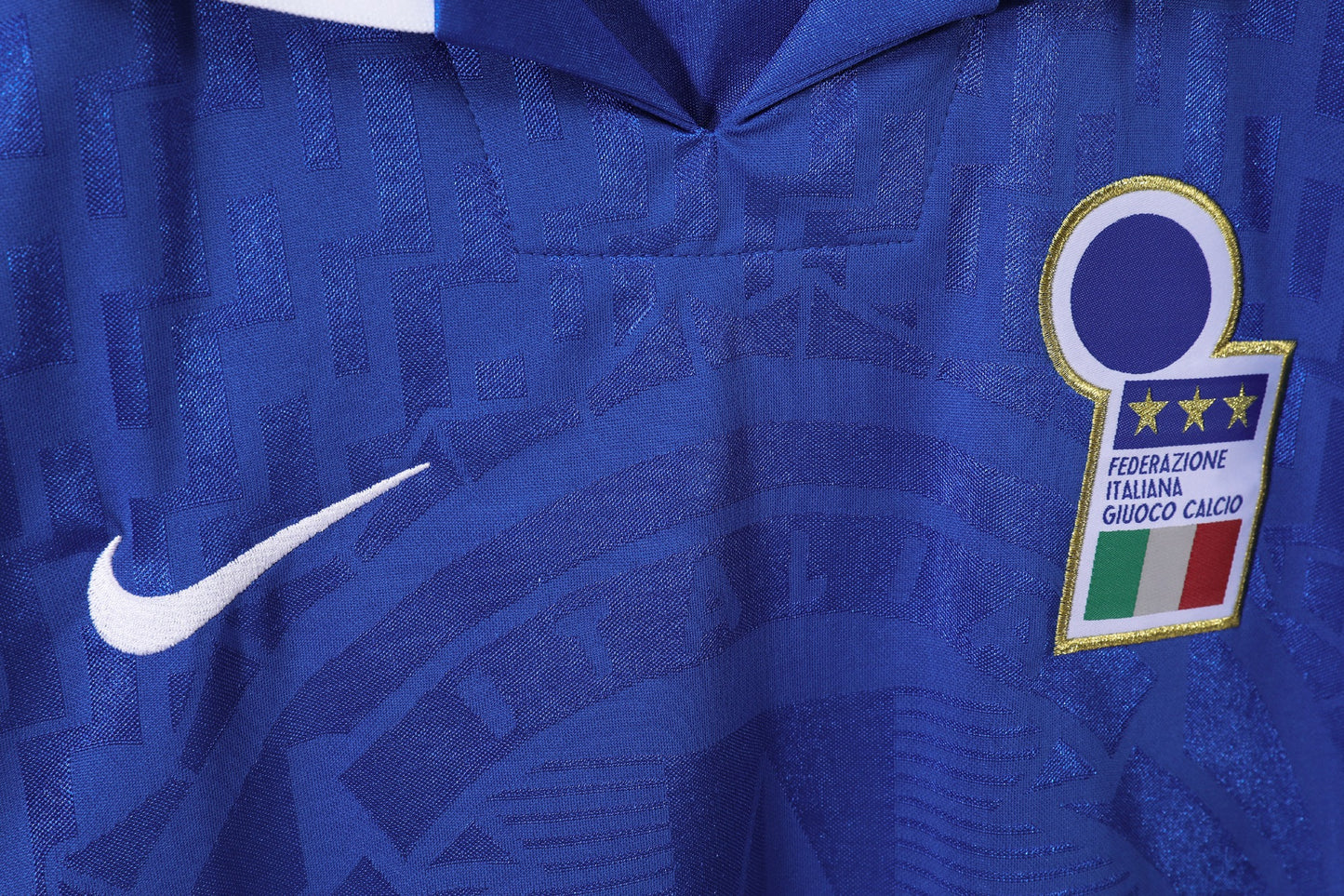 Camiseta de fútbol retro local Italia 1995