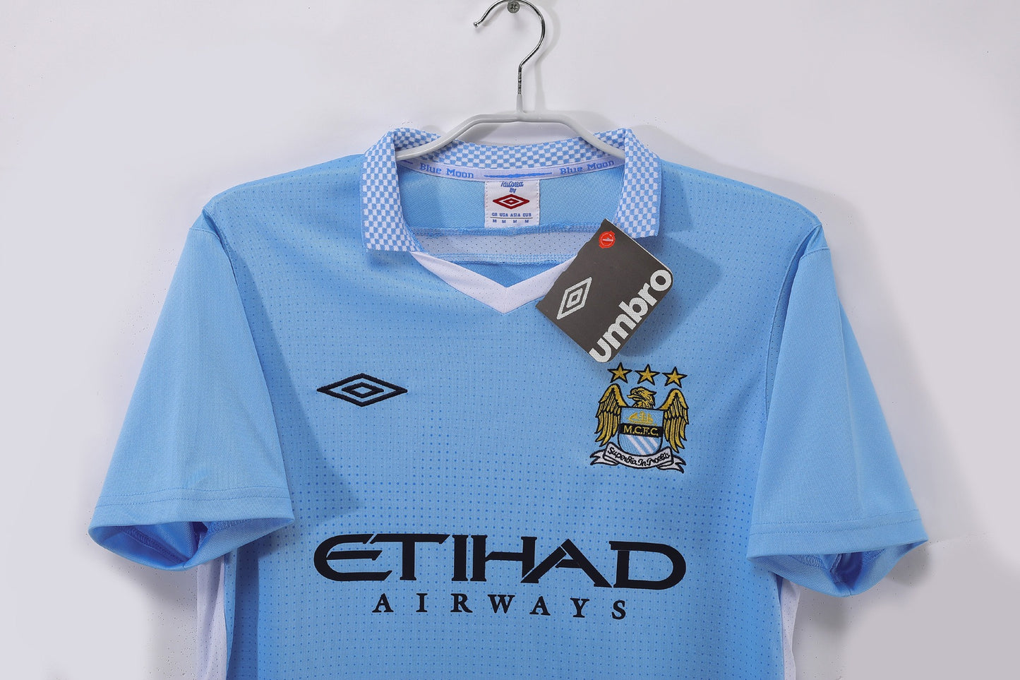 Maillot de football rétro domicile Manchester City 2011-2012