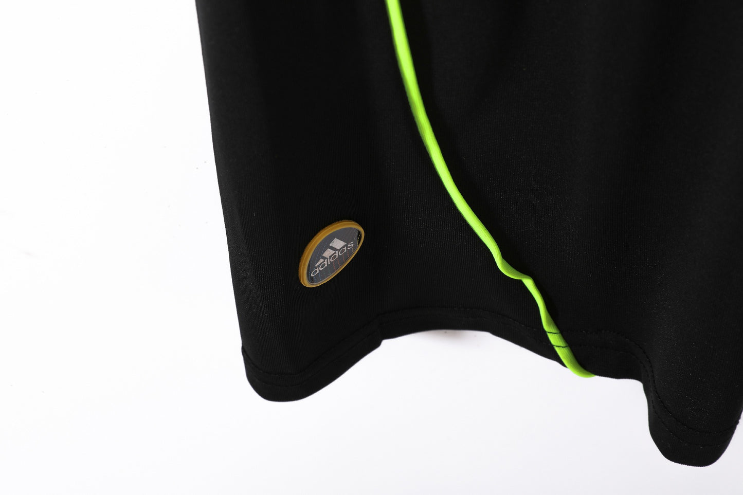 Camiseta de fútbol retro del Real Madrid 2010-2011 visitante
