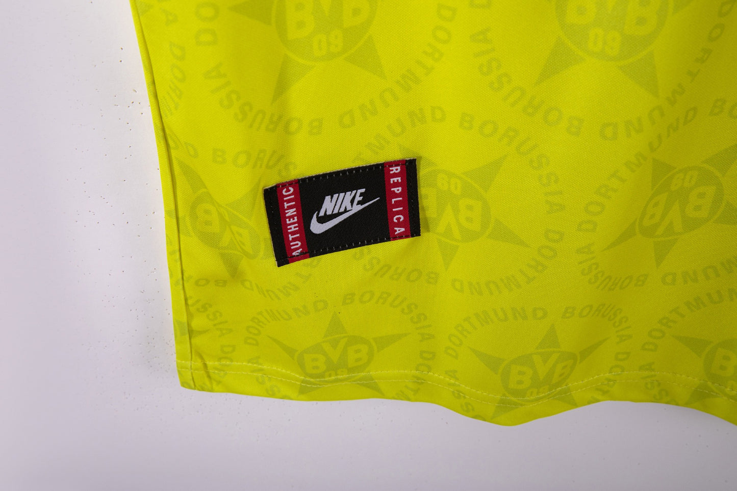 Borussia Dortmund 1994-1995 Home Jersey