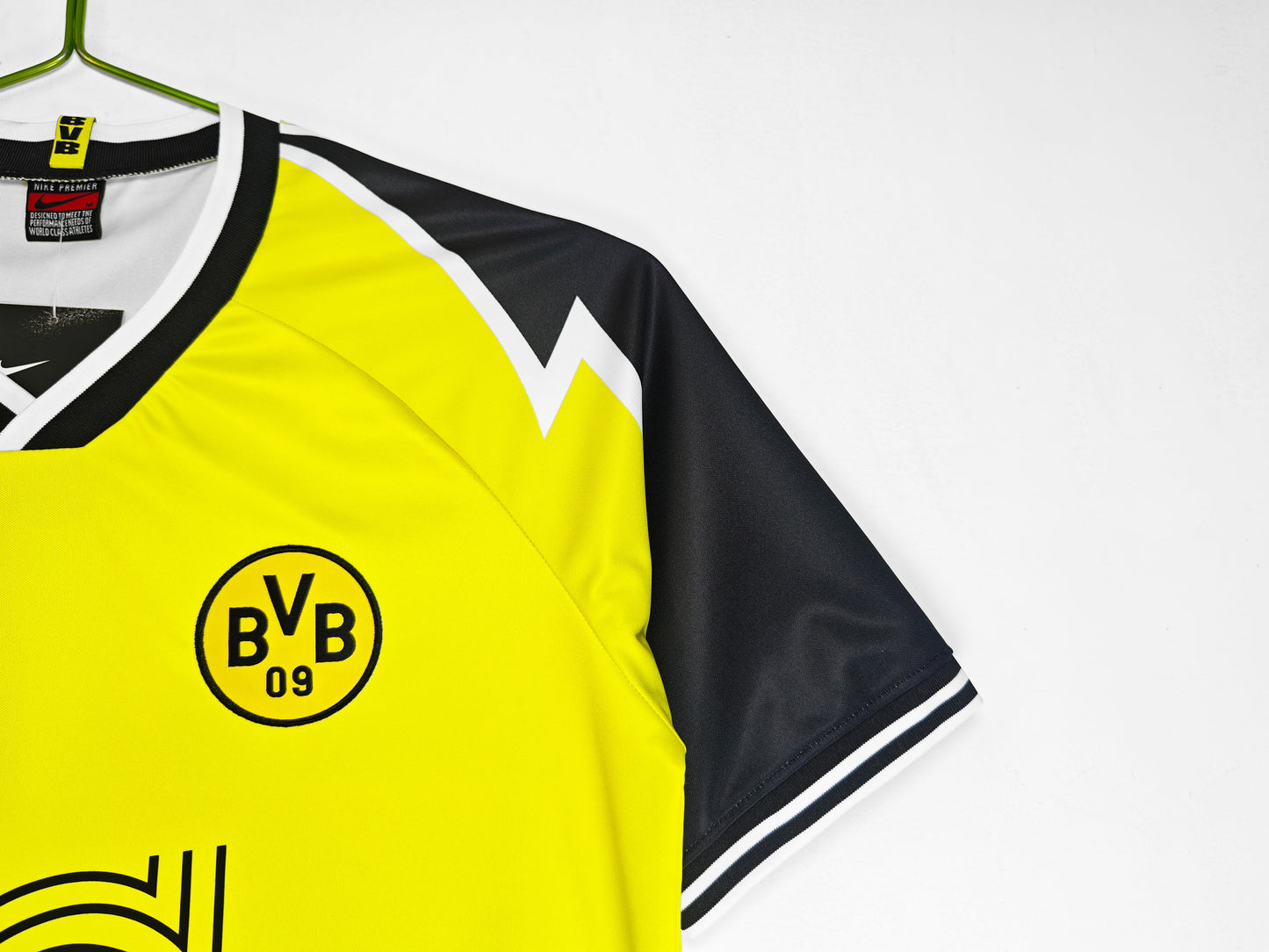 Borussia Dortmund 1995-1996 Home Jersey