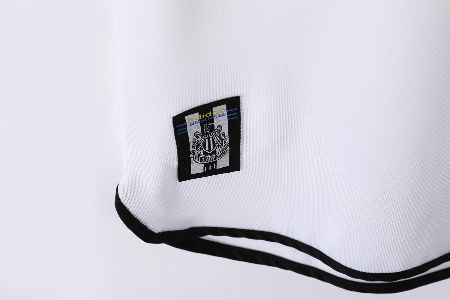 Maillot de football rétro extérieur Newcastle United 1999-2000