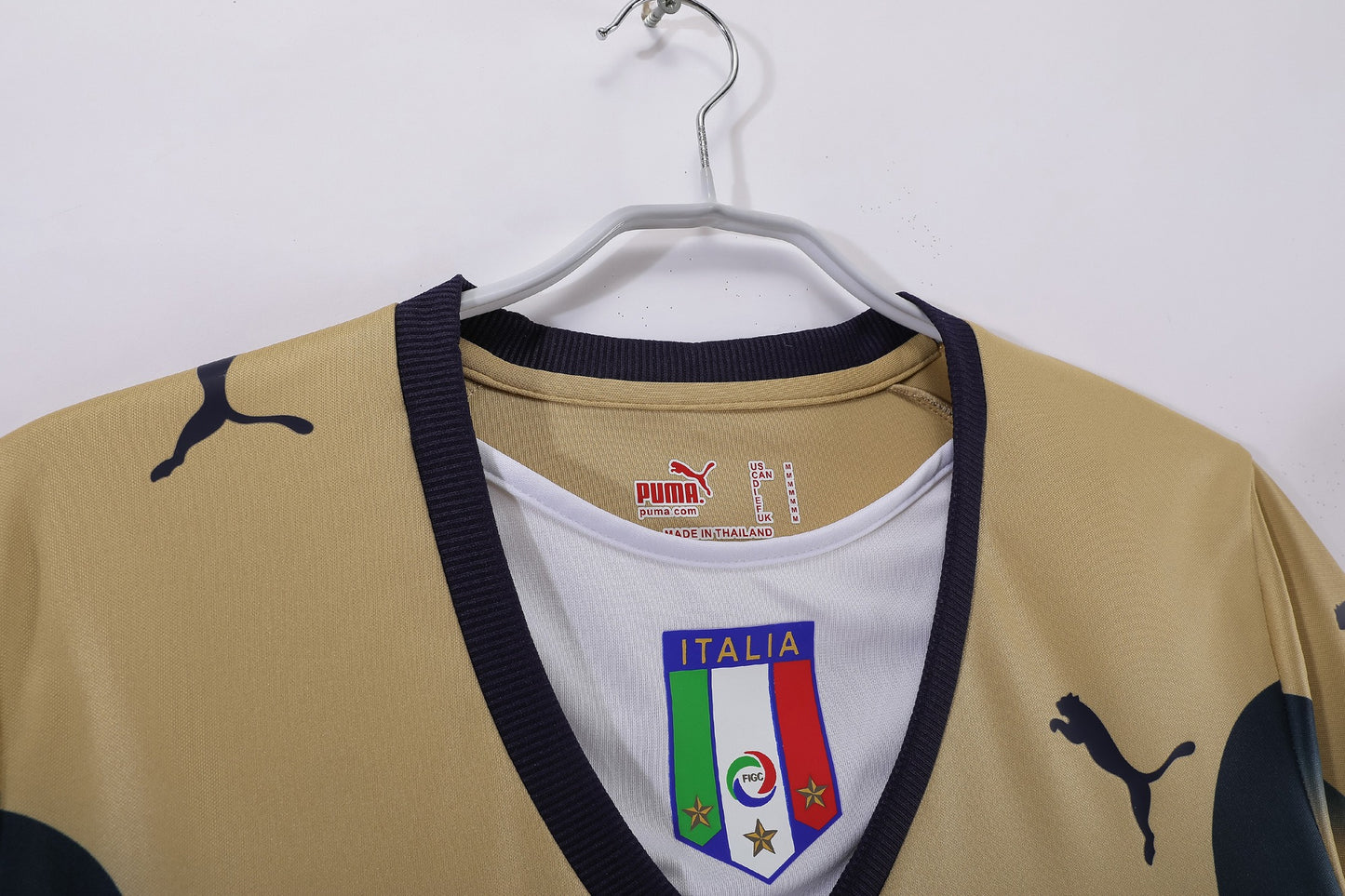 Italy 2006 Goalkeeper Retro Football Shirt