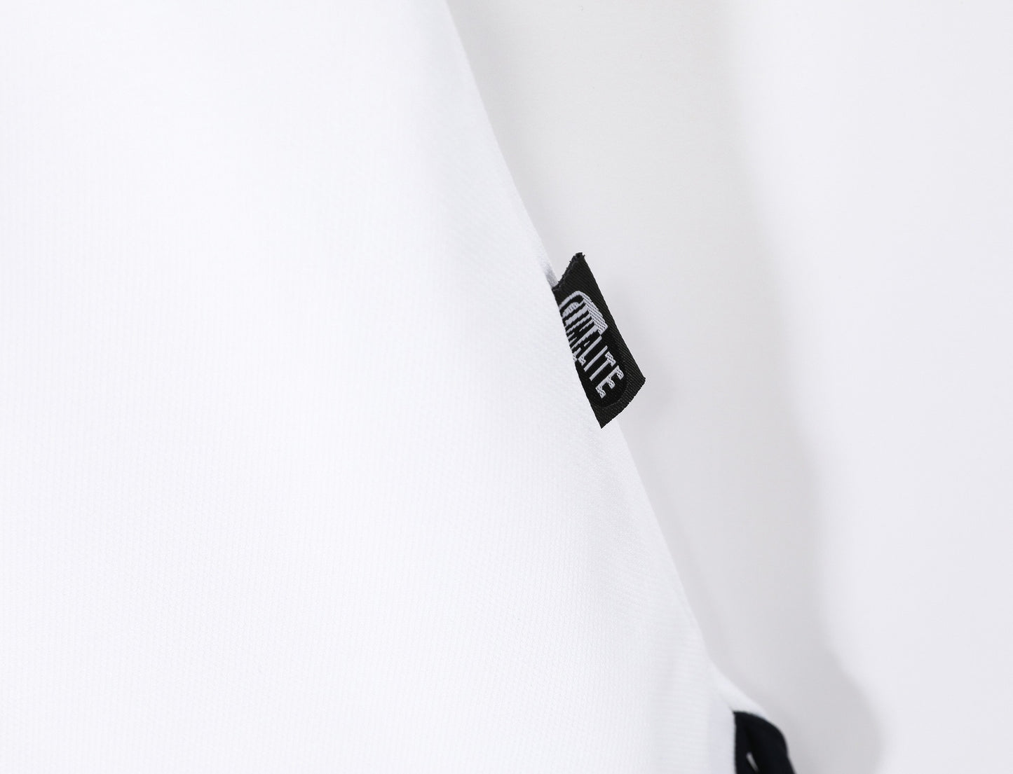 Camiseta de fútbol retro del Real Madrid 2000-2001 local