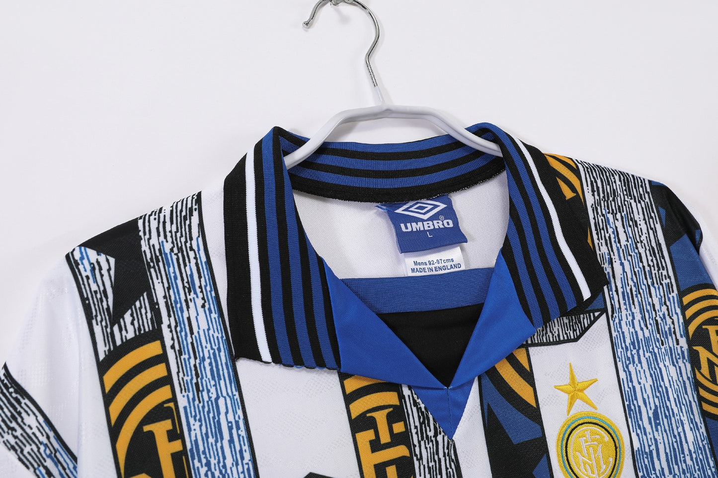 Camiseta de fútbol retro del Inter de Milán 1995-1996 visitante